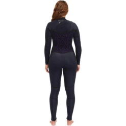 Billabong 2024 Femmes Synergy 3/2mm Chest Zip Combinaison Néoprène -Aventure Aquatique Soldes 2024 femmes synergy 32mm chest zip combinaison neoprene 2