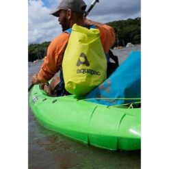 Aquapac Sac étanche 25L Heavyweight Avec Bandoulière Vert Acide 13 Aquapac Sac étanche 25L Heavyweight Avec Bandoulière Vert Acide -Aventure Aquatique Soldes sac etanche 25l heavyweight avec bandouliere vert acide 4