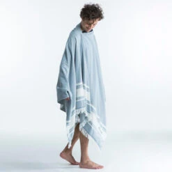 Serviette De Plage Poncho 190 X 190 Cm - Gris Bleu -Aventure Aquatique Soldes serviette de plage poncho 190 x 190 cm gris bleu 4